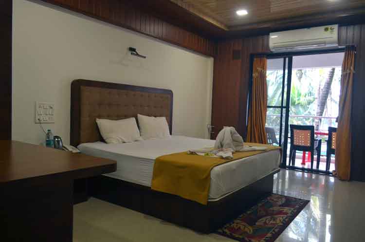 Hotels in Dapoli