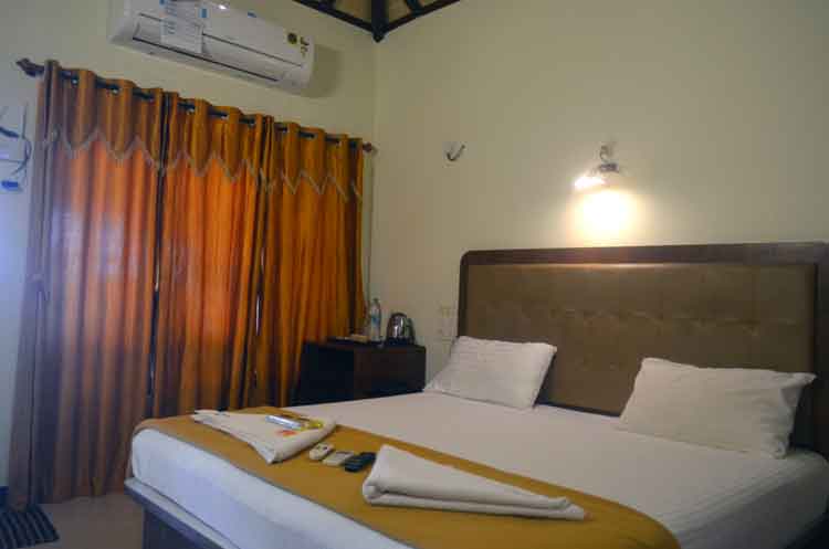 Hotels in Dapoli